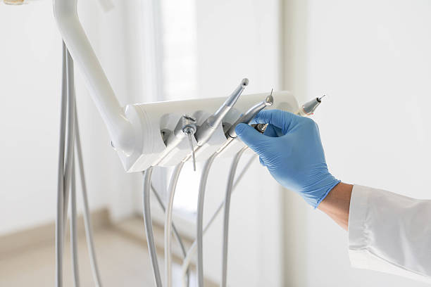 24/7 Emergency Teeth Whitening experts in Lake Waynoka, OH
